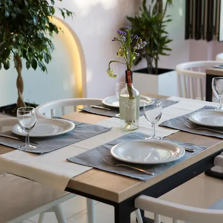 Otel Vala
