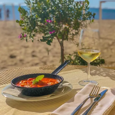 Vala 3* Durrës